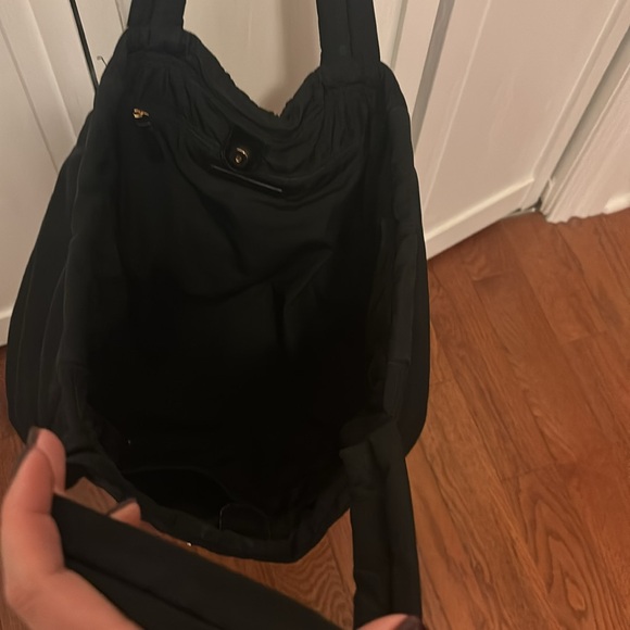 Marc Jacob’s Quilted Shoulder Bag - Picture 4 of 6